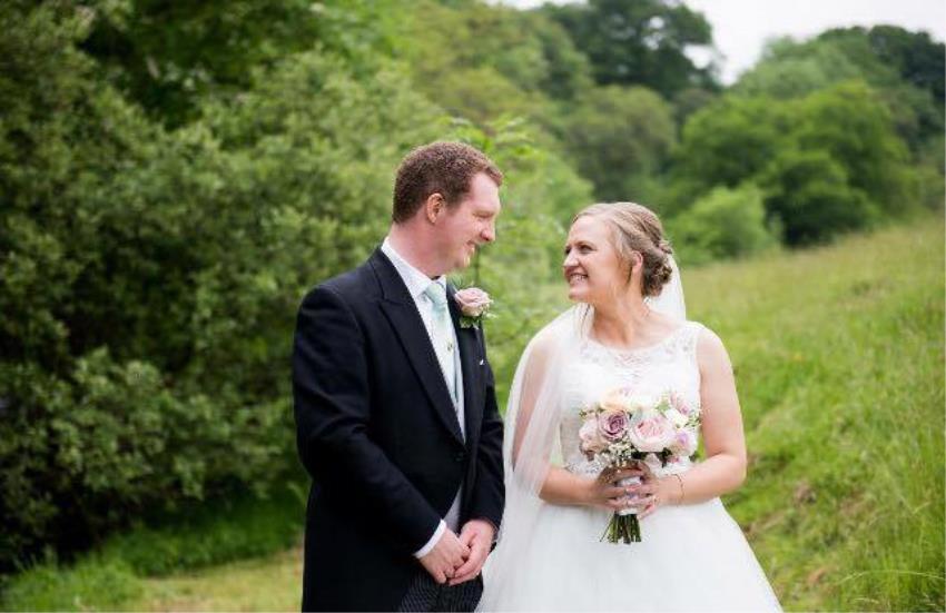 Priodas David a Bethan 11/6/16